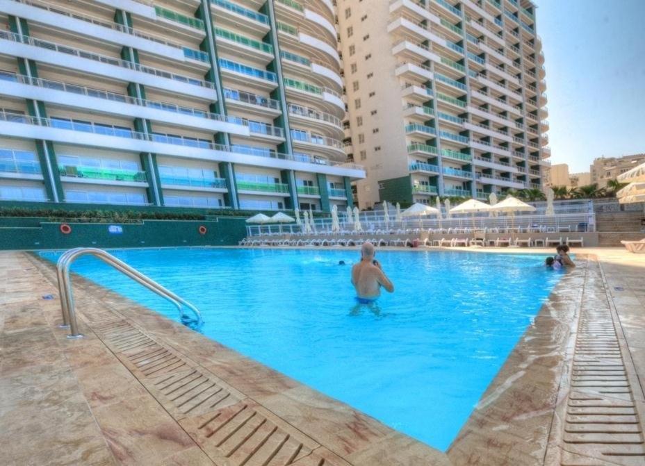 Luxury Apt With Side Seaviews And Pool, Best Location Sliema Exterior foto